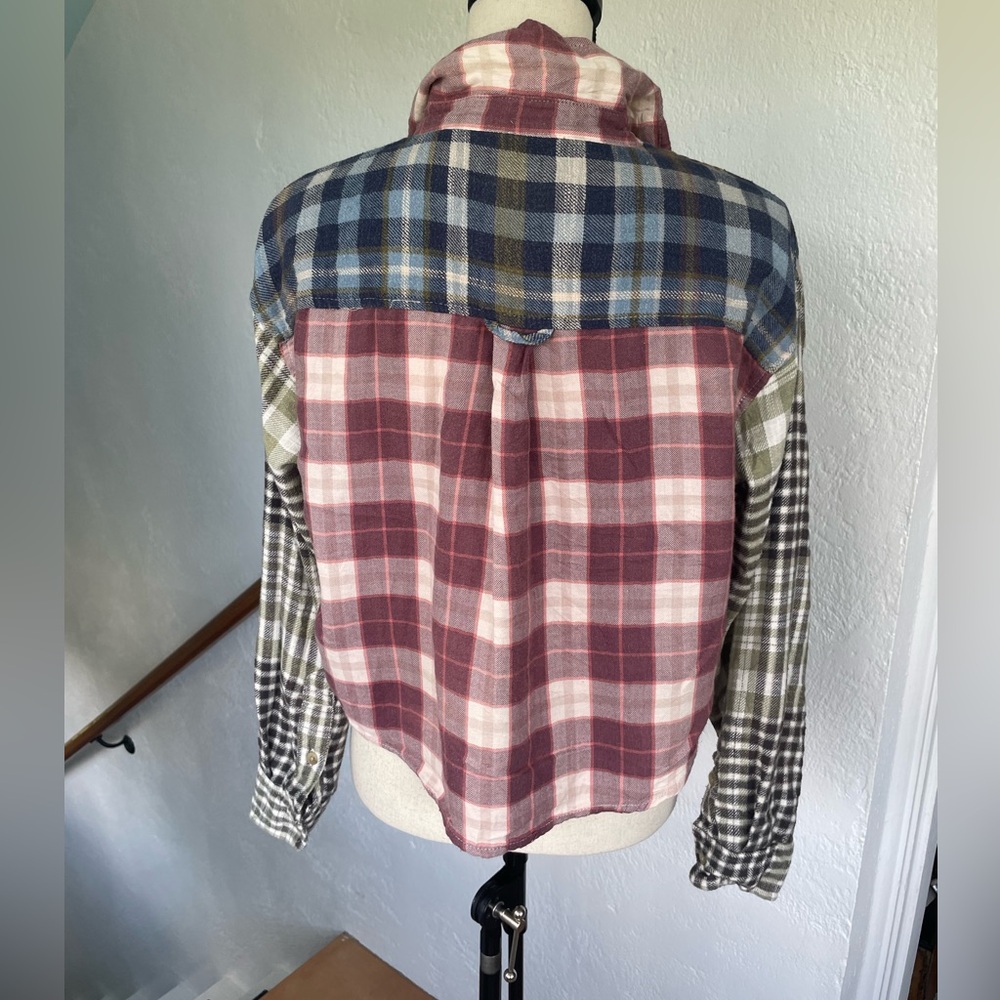 American Womens Eagle Plaid Patchwork Cropped Fla… - image 4